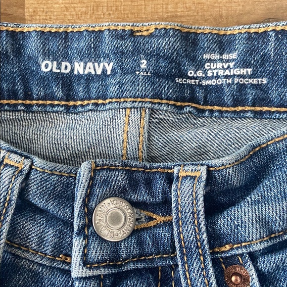 Old Navy Women's O.G. Straight Distressed Jeans - Picture 2 of 9